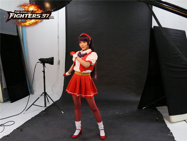 血纯茗雅复刻麻宫雅典娜的经典POSE
